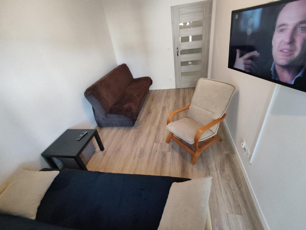 1120 Smialego 41 - Tanie Pokoje W Apartamencie - Samodzielne Zameldowanie - Self Check In ポズナン エクステリア 写真