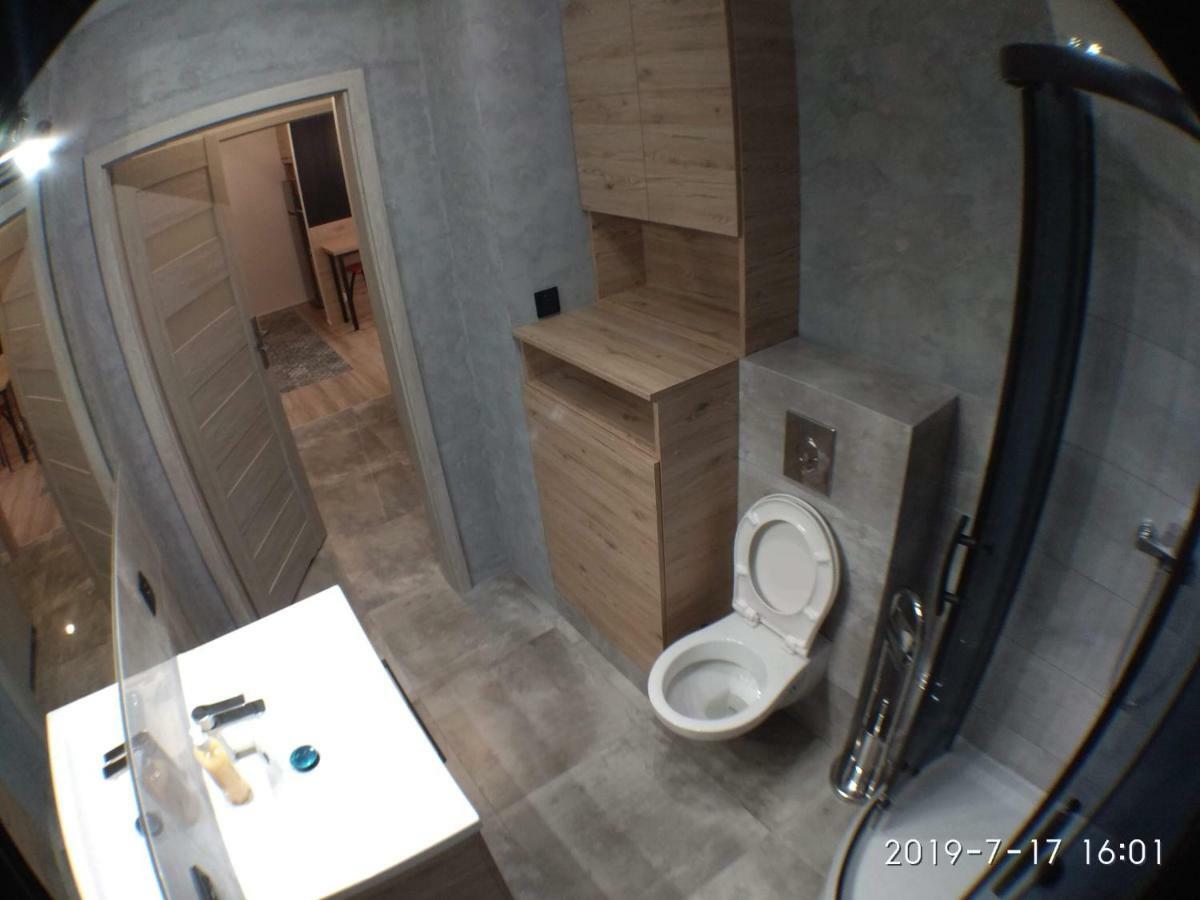 1120 Smialego 41 - Tanie Pokoje W Apartamencie - Samodzielne Zameldowanie - Self Check In ポズナン エクステリア 写真